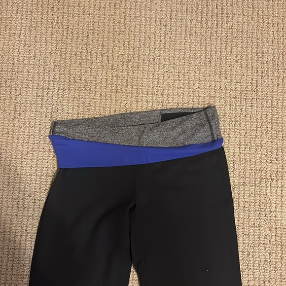 Lululemon Astro pants - Picture 3 of 5